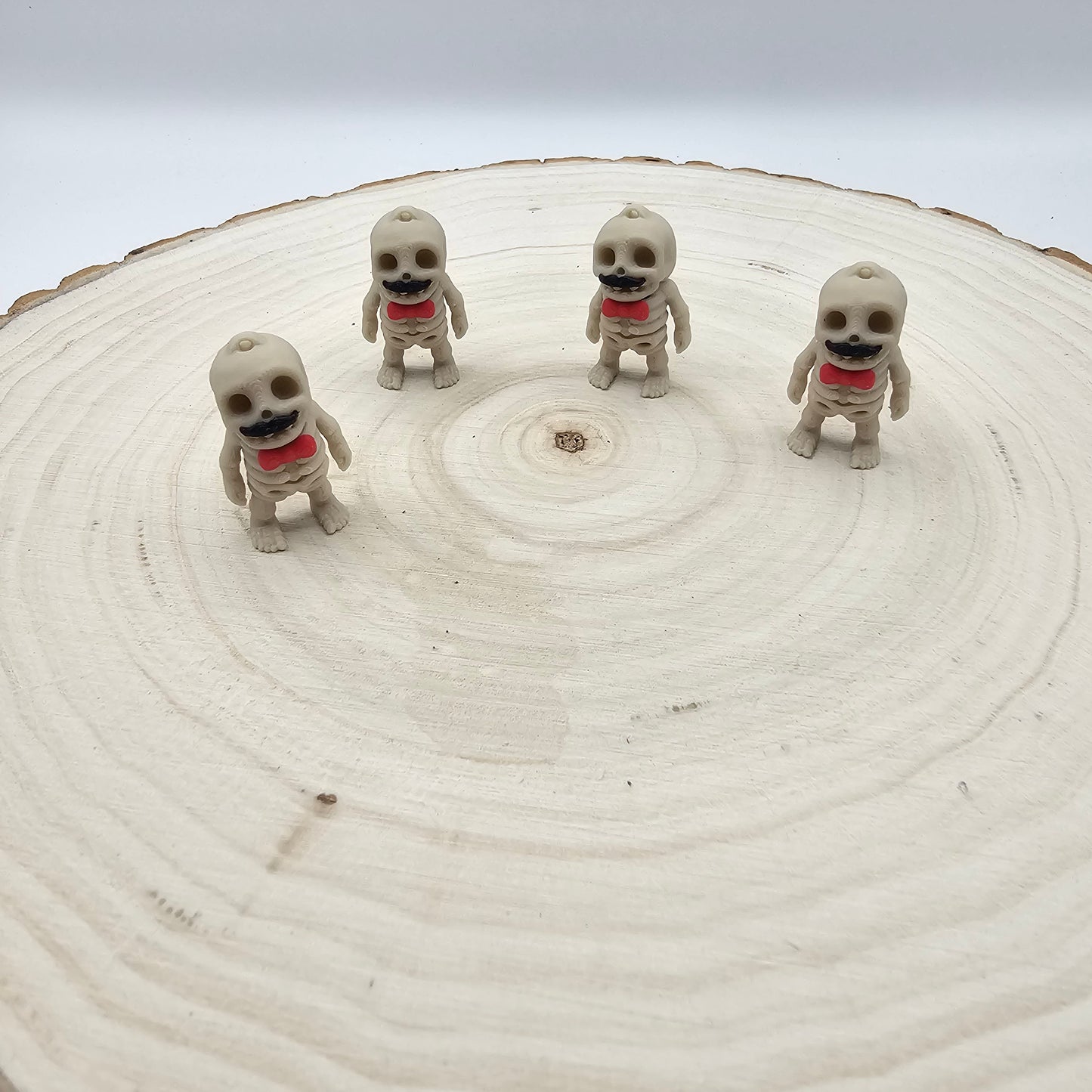 3d printed articulated Mr.Skeleton fidget