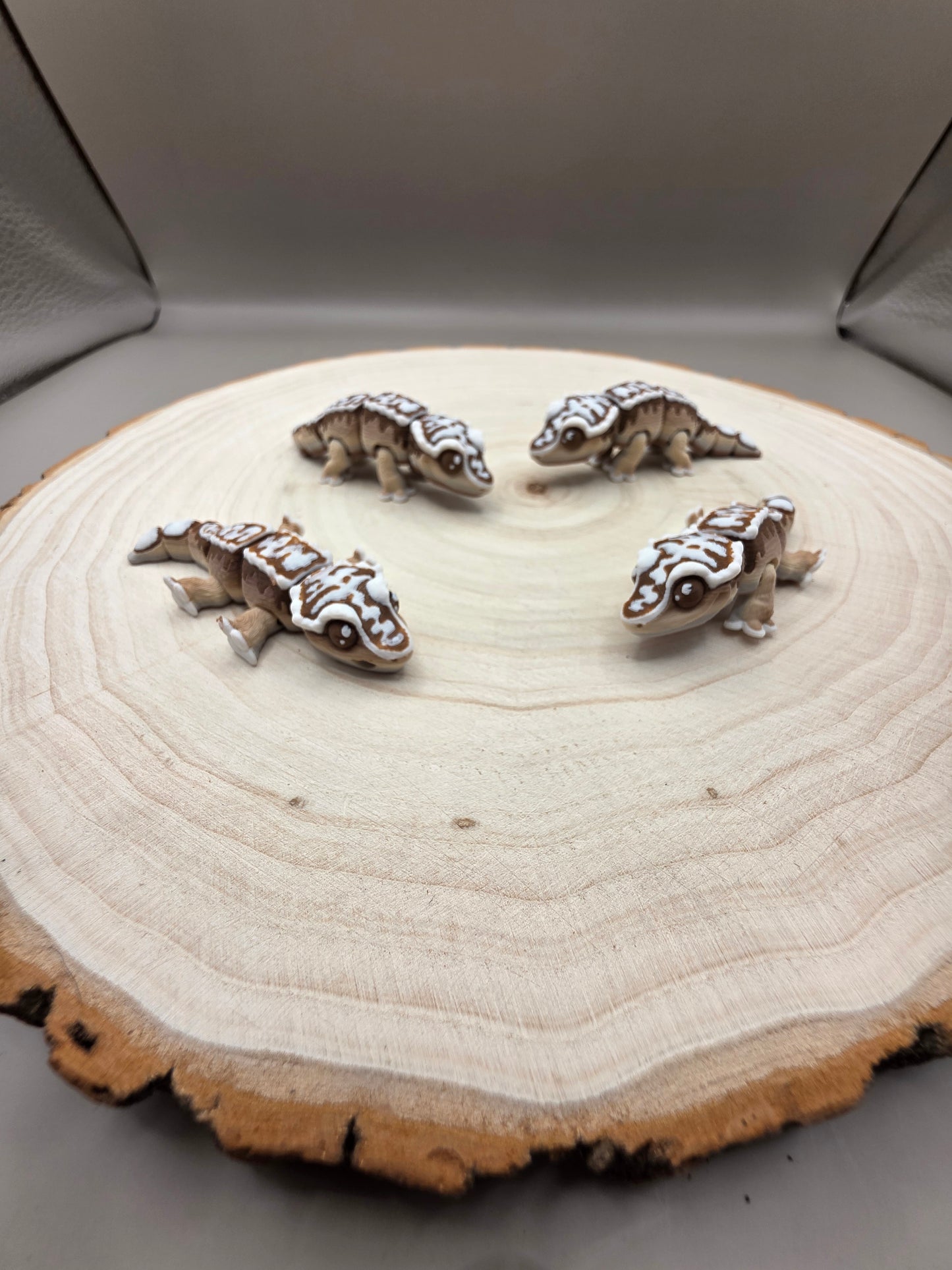 3d printed articulated crested gecko fidget