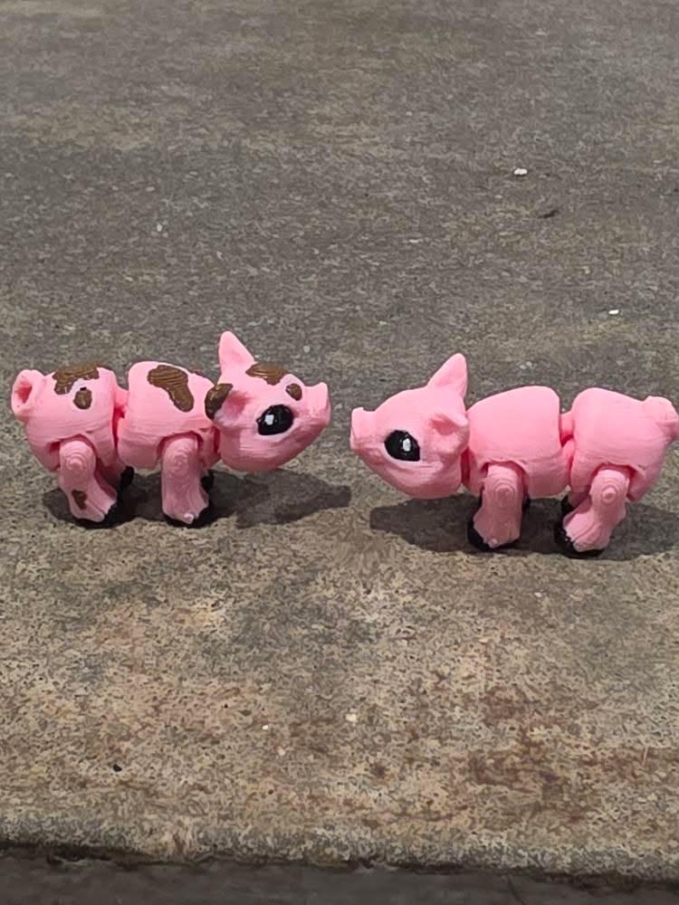3d printed articulated pig fidget