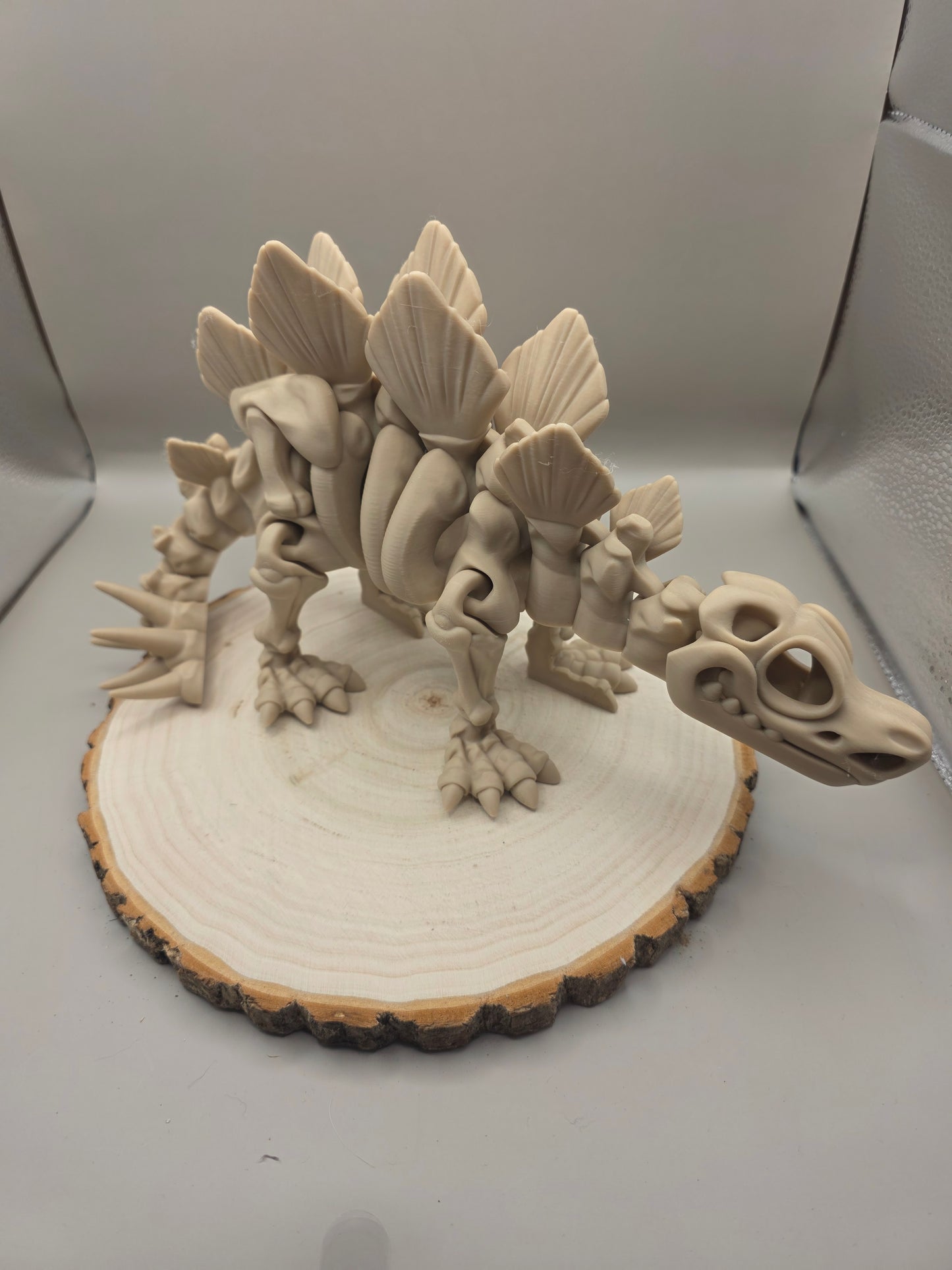 3d printed flexi Stegosaurus skeleton